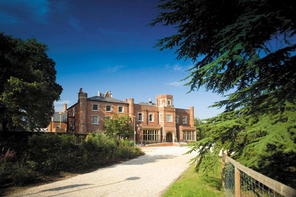 The Cedars Hotel Wokingham Luaran gambar